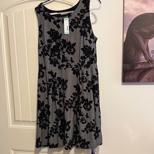 Chic Black Floral Midi Dress
